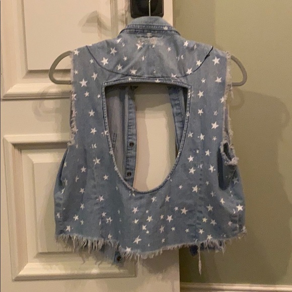 LF Star Print Denim Vest - Picture 2 of 3